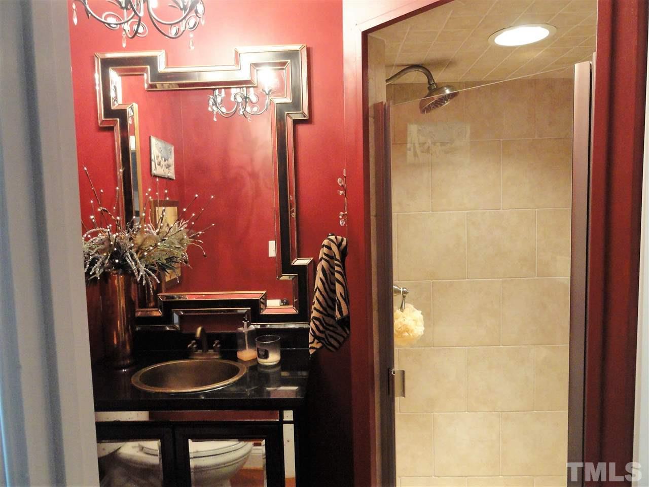 1004 Tyrrell Road Raleigh, NC 27609 - Photo 20 of 25