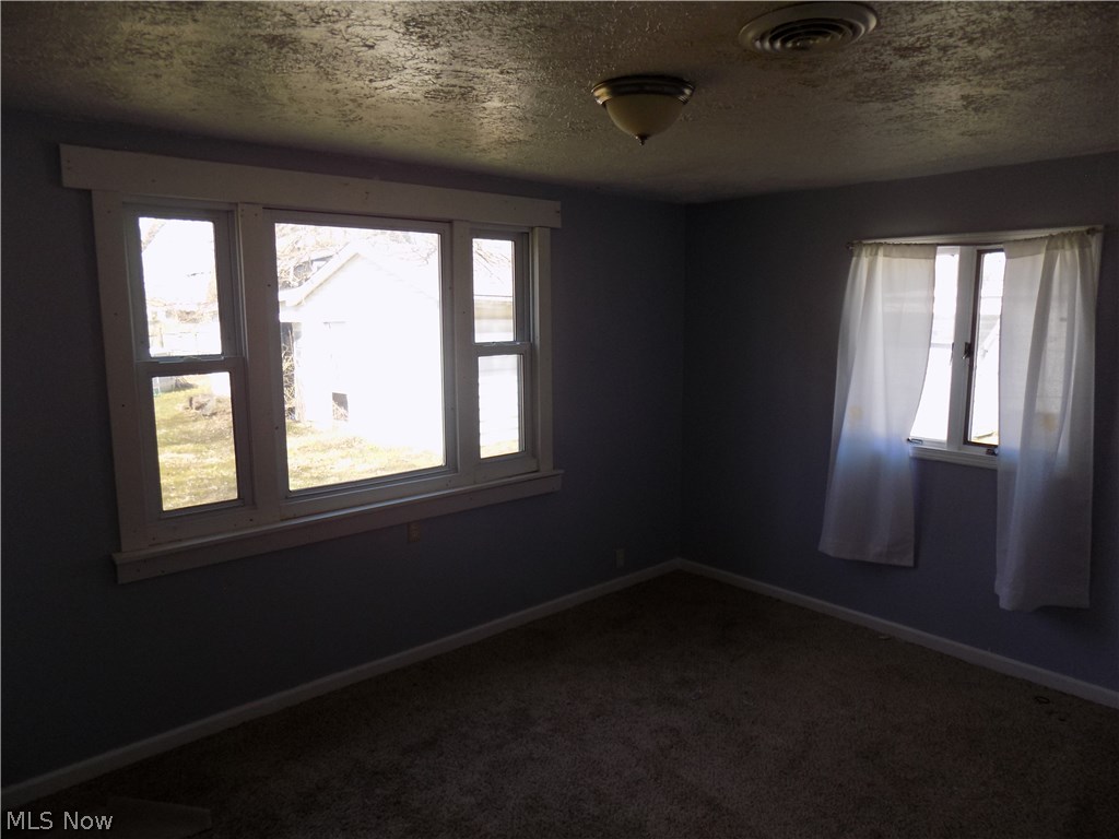 412 Nicholson Road Vermilion, OH 44089 - Photo 8 of 12 Gallery Image 8