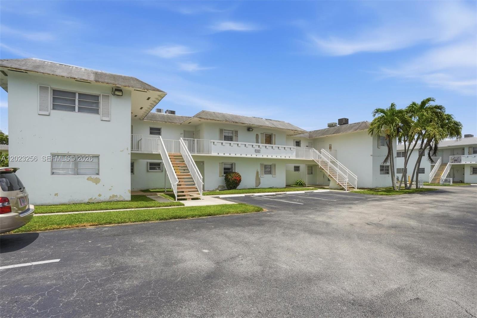 7680 Southwest 82nd Street, Unit H121 Miami, FL 33143 - Photo 14 of 32