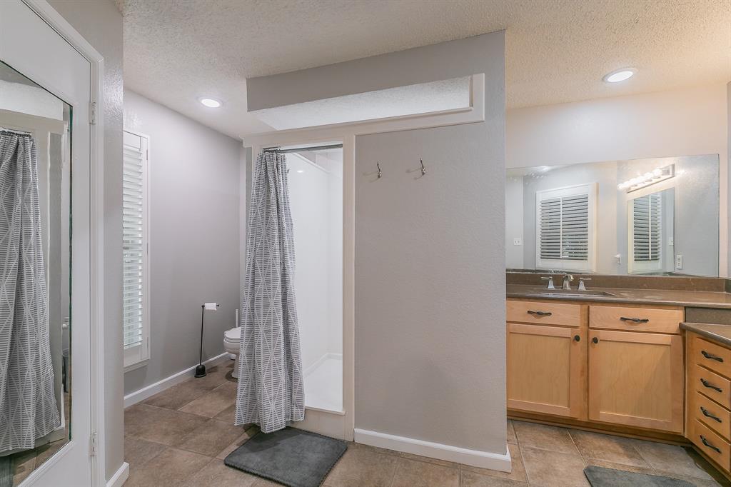 400 South Fielder Road Arlington, TX 76013 - Photo 23 of 40 Gallery Image 23