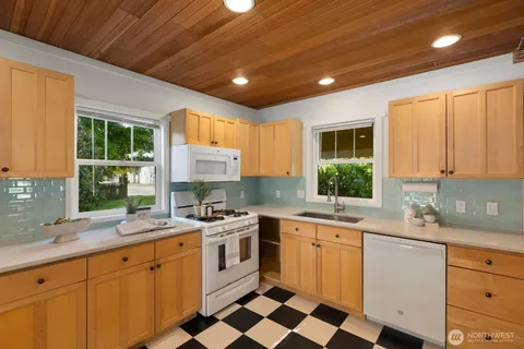 $750,000 | 33917 Southeast 43rd Street, Fall City, WA 98024