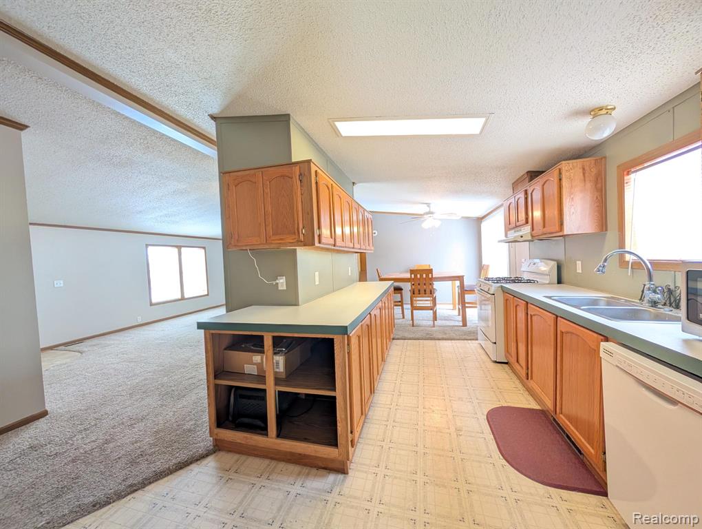 11413 Harbor Cove Fenton, MI 48430 - Photo 5 of 18