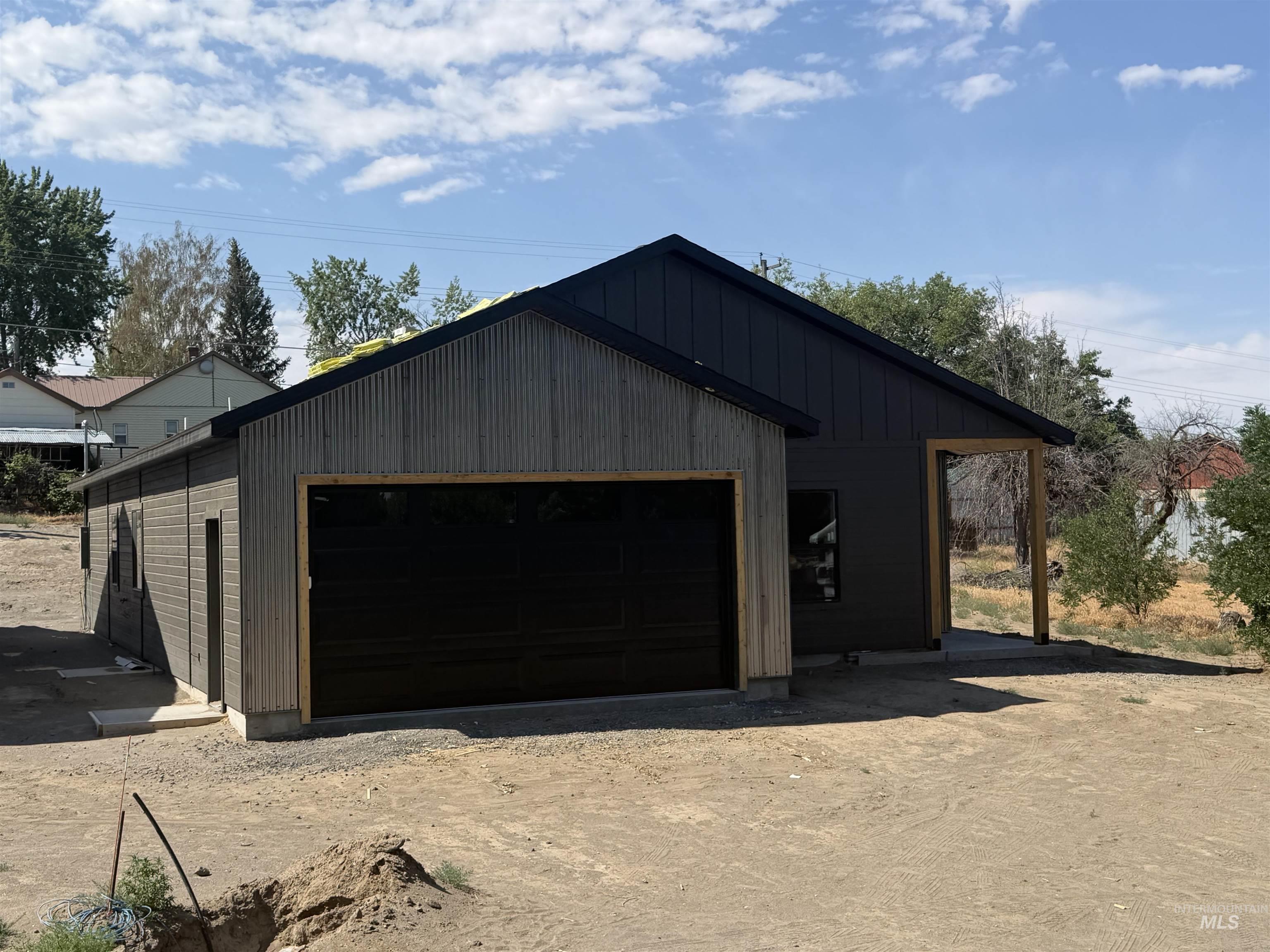 351 West Valley Road Hagerman, ID 83332 - Photo 4 of 6