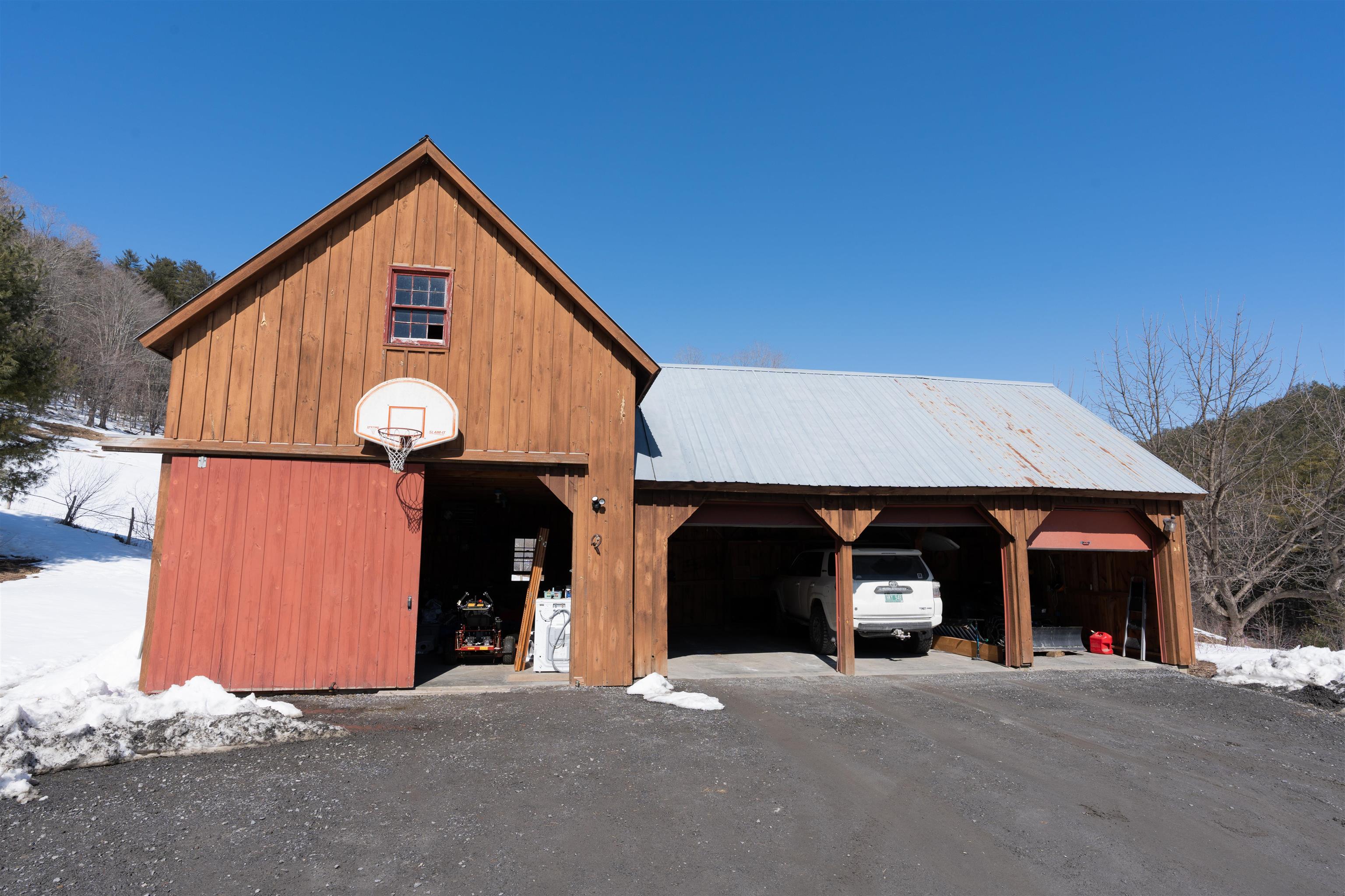 687 Fay Brook Road Sharon, VT 05065 - Photo 6 of 38
