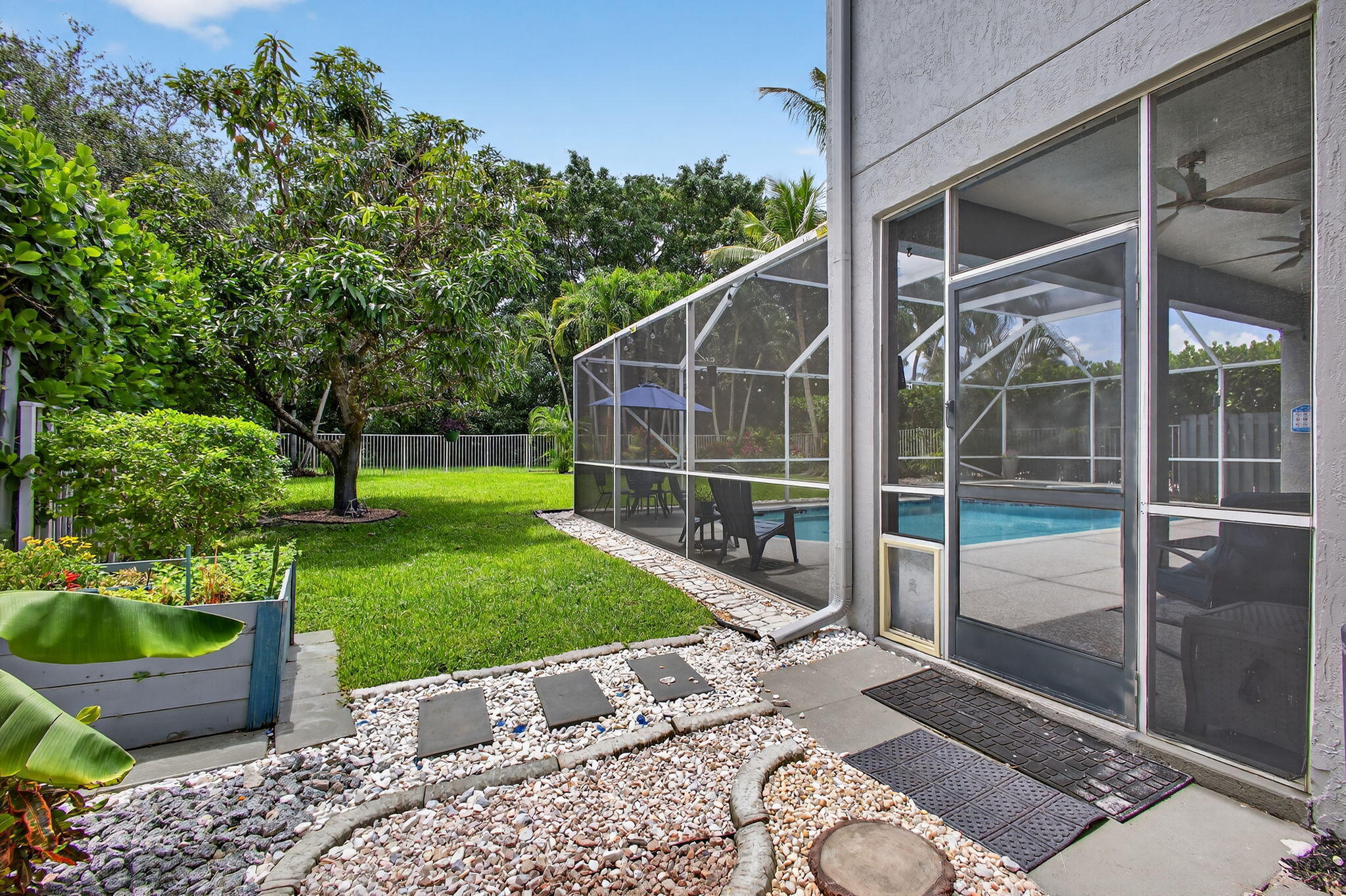 3738 Old Lighthouse Circle, Unit SEASON RENTAL) Wellington, FL 33414 - Photo 74 of 131 74-web-or-mls-BS1A2921