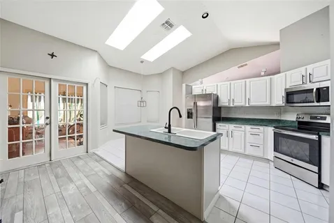 $360,000 | 1500 Heirloom Drive, Orlando, FL 32818