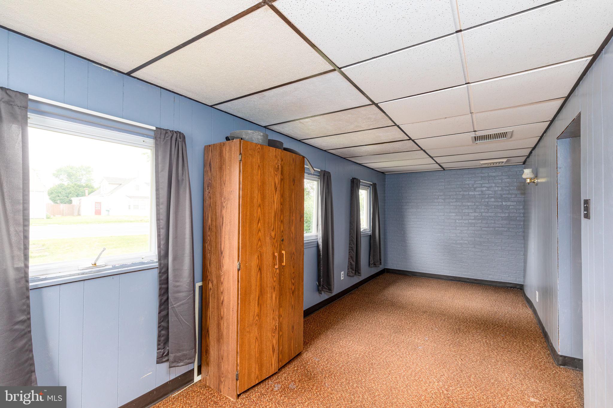 3601 Sollers Point Road Baltimore, MD 21222 - Photo 9 of 20