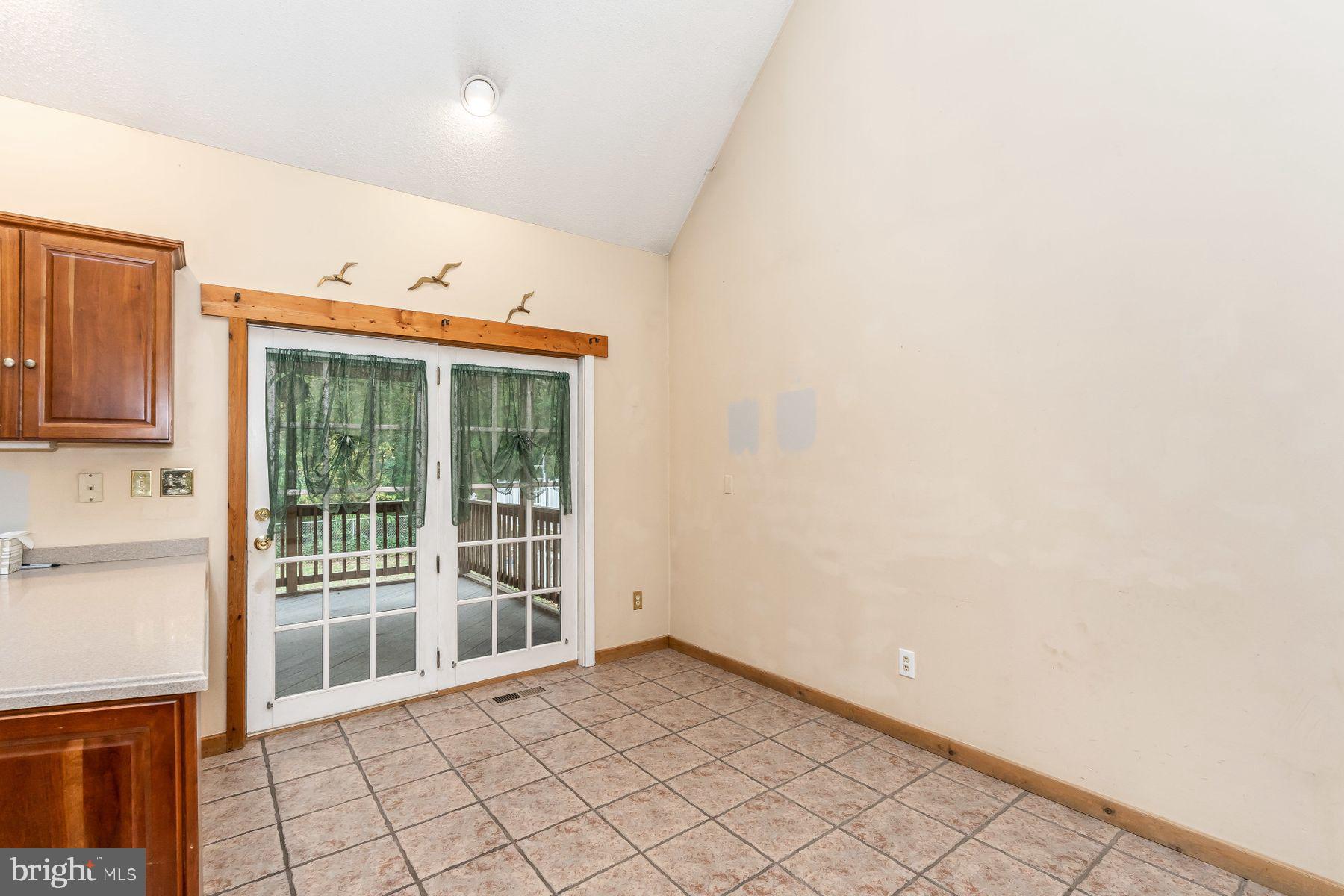 330 Claiborne Road Pasadena, MD 21122 - Photo 12 of 63 DINNING ROOM