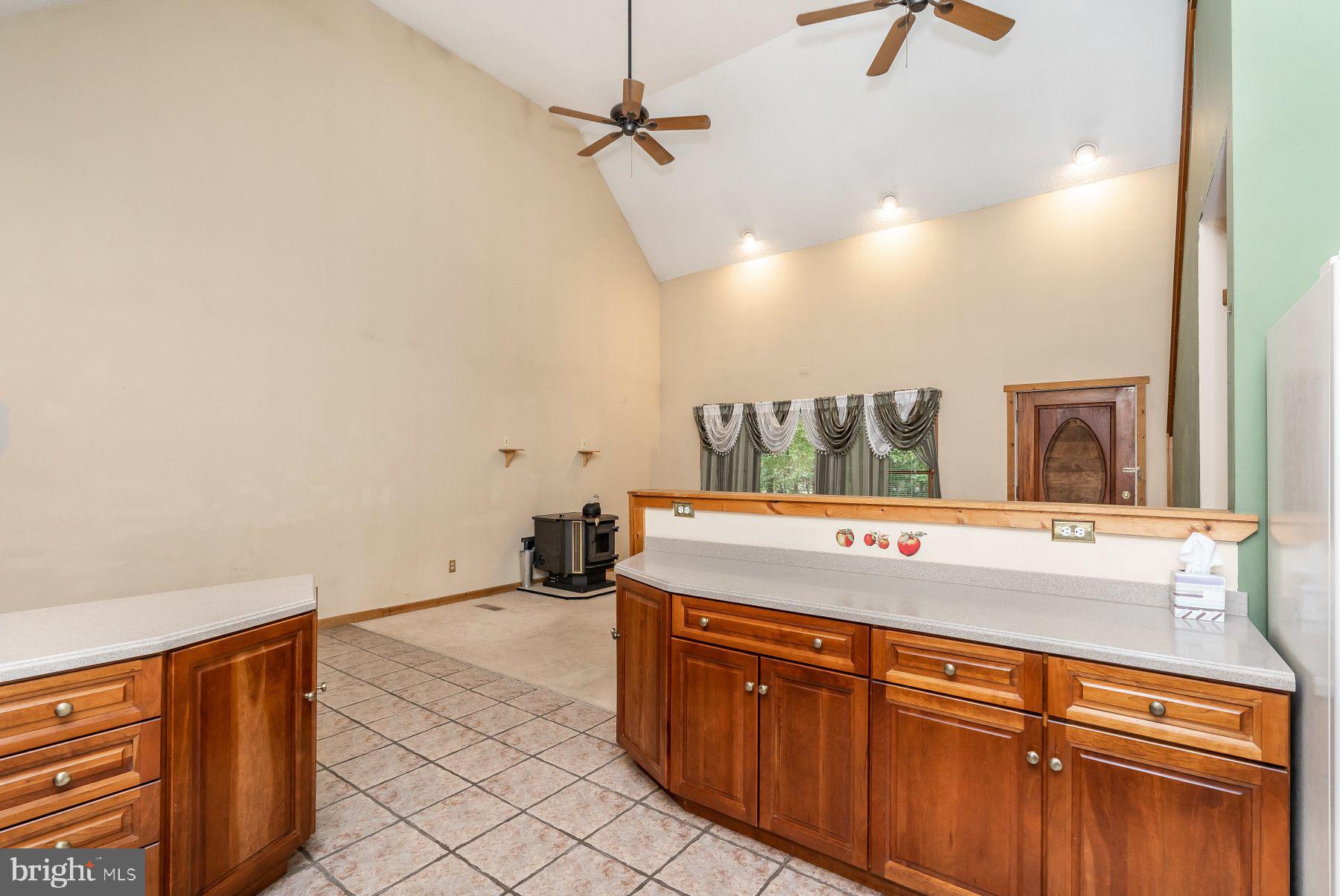330 Claiborne Road Pasadena, MD 21122 - Photo 17 of 63 KITCHEN