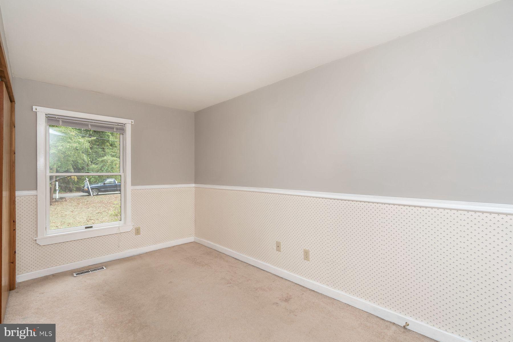 330 Claiborne Road Pasadena, MD 21122 - Photo 20 of 63 BEDROOM #1