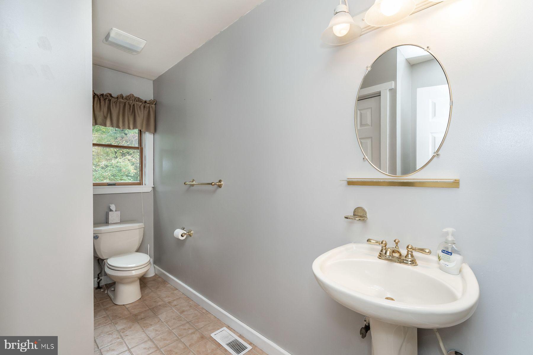 330 Claiborne Road Pasadena, MD 21122 - Photo 23 of 63 BATHROOM ON MAIN LEVEL