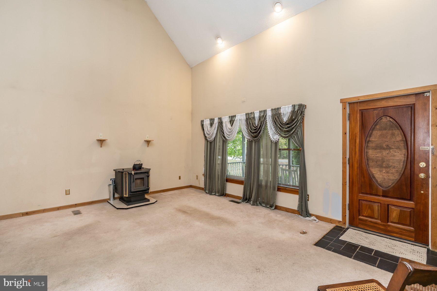 330 Claiborne Road Pasadena, MD 21122 - Photo 9 of 63 LIVING ROOM