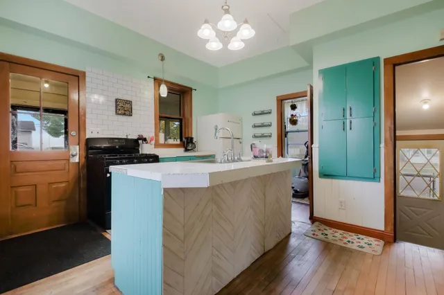 $259,900 | 530 Hobart Street, Eau Claire, WI 54703