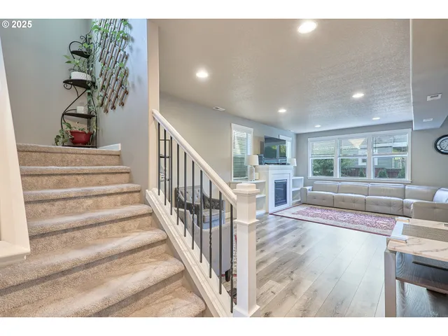 $560,000 | 4844 Southwest 179th Avenue, Beaverton, OR 97078