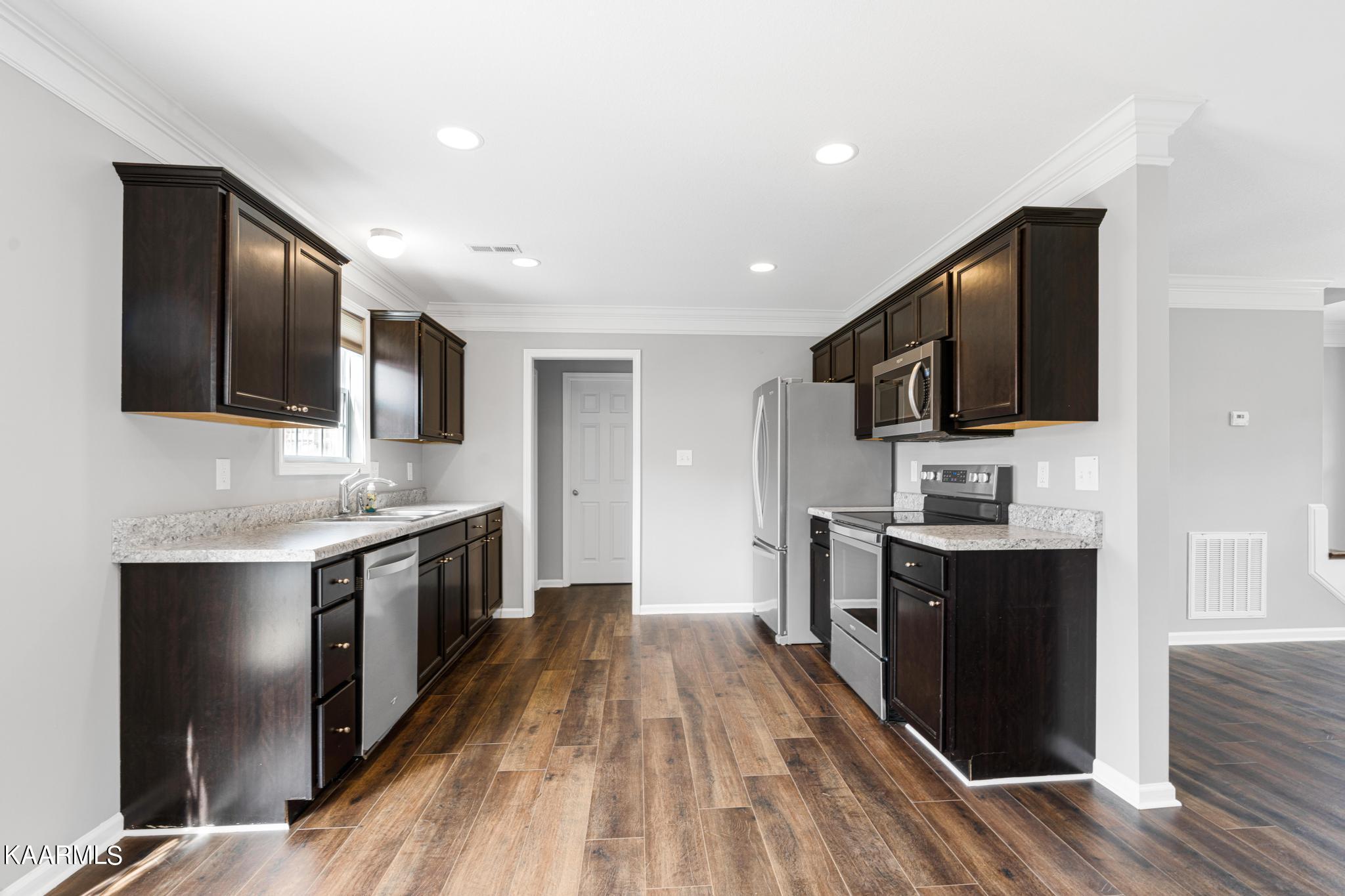 7356 Ladd Road Powell, TN 37849 - Photo 10 of 28 Kitchen