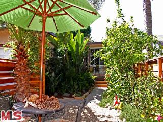 435 Redlands Street Playa del Rey, CA 90293 - Photo 1 of 1 Gallery Image 1