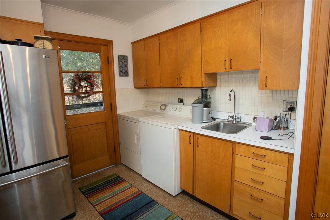 122 Squirrel Road Cresco, PA 18326 - Photo 6 of 50 Gallery Image 6