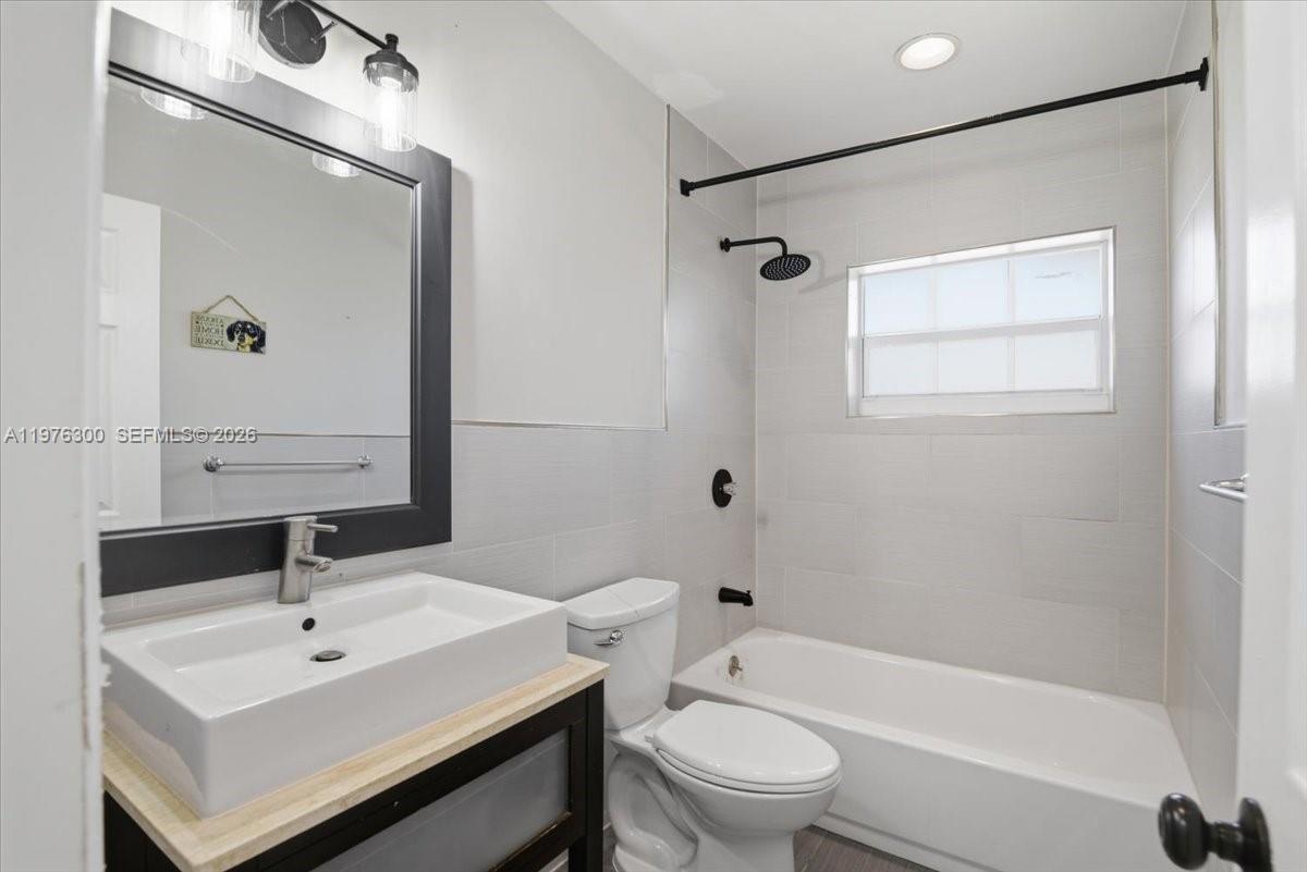 9825 Southwest 196th Street Cutler Bay, FL 33157 - Photo 33 of 62