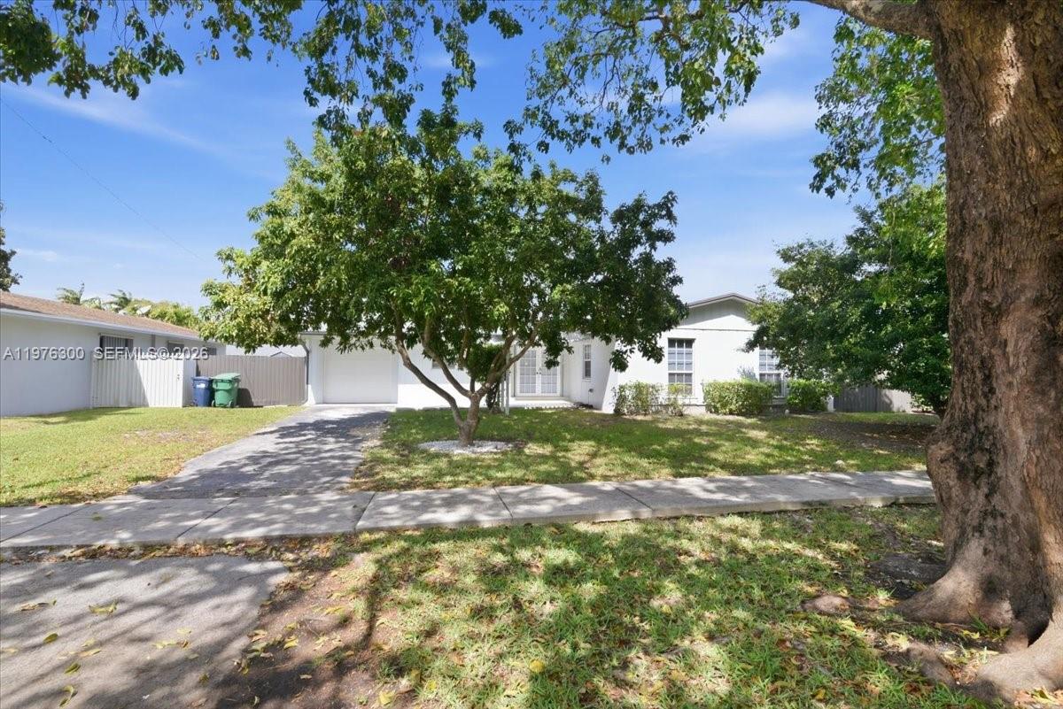 9825 Southwest 196th Street Cutler Bay, FL 33157 - Photo 4 of 62