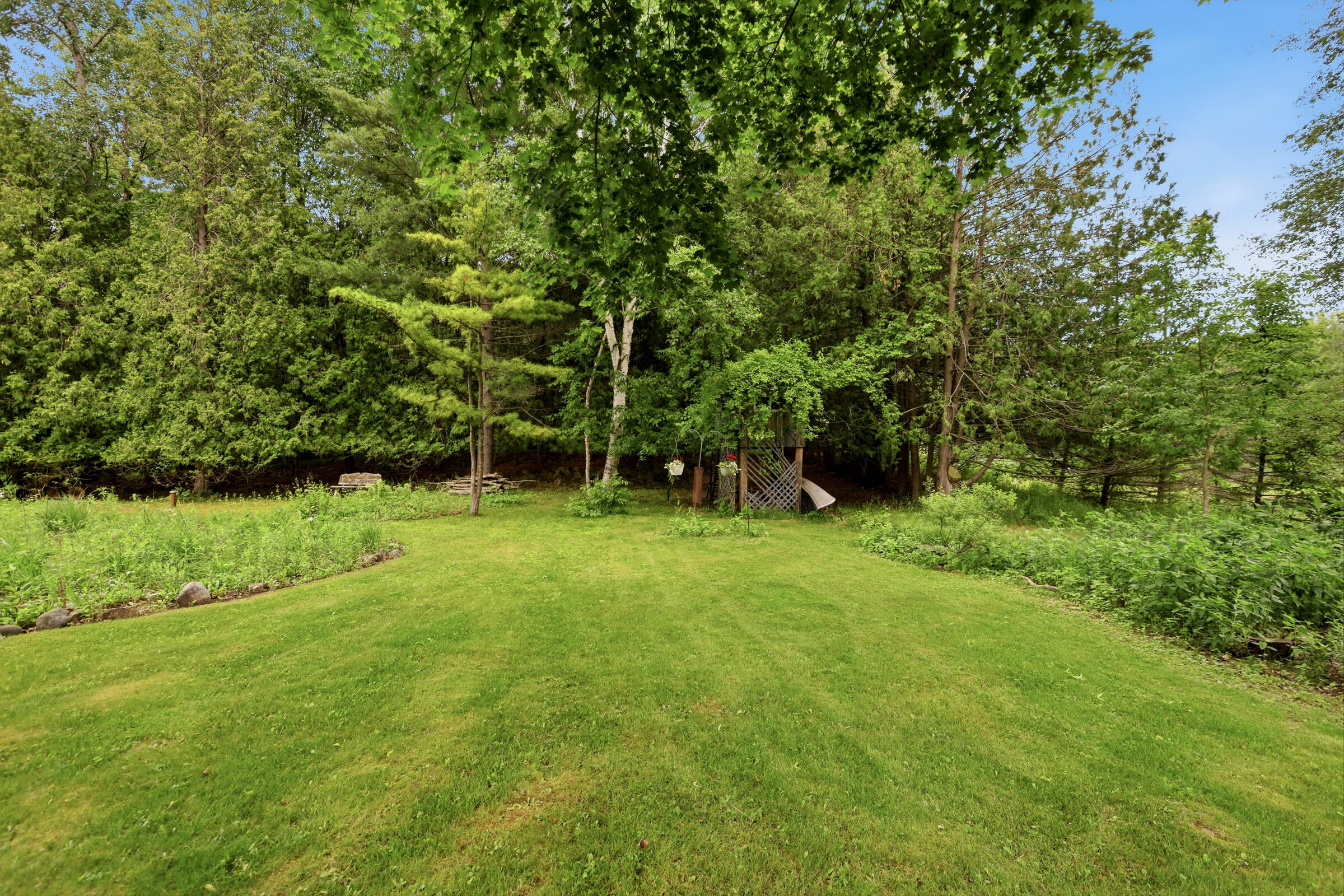7423 Maple Lane Two Rivers, WI 54241 - Photo 3 of 51 7423MapleLn-36