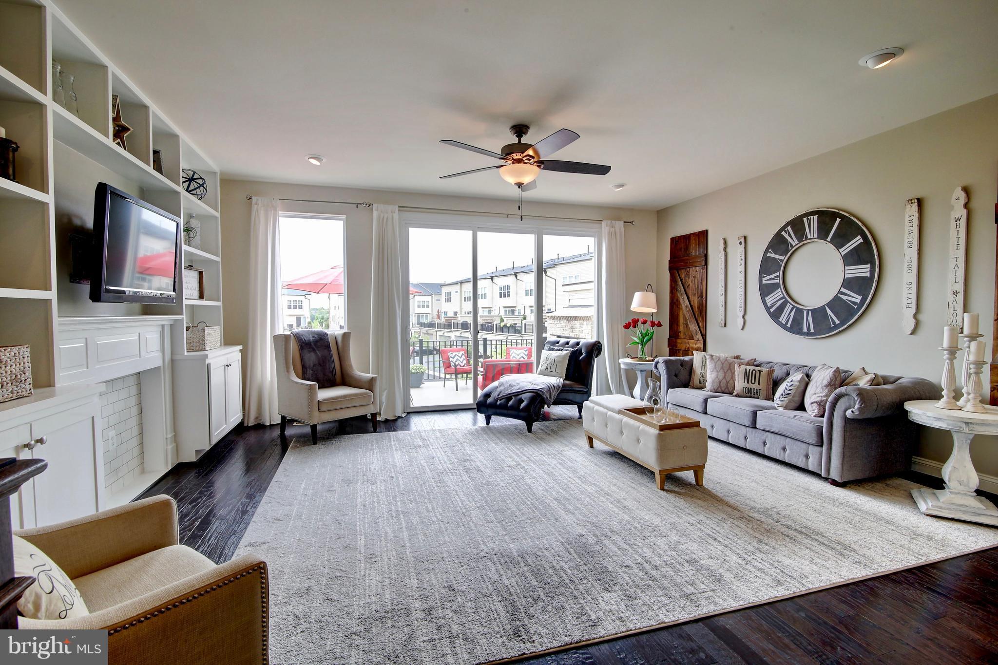42249 Riggins Ridge Terrace Ashburn, VA 20148 - Photo 11 of 28 Family Room