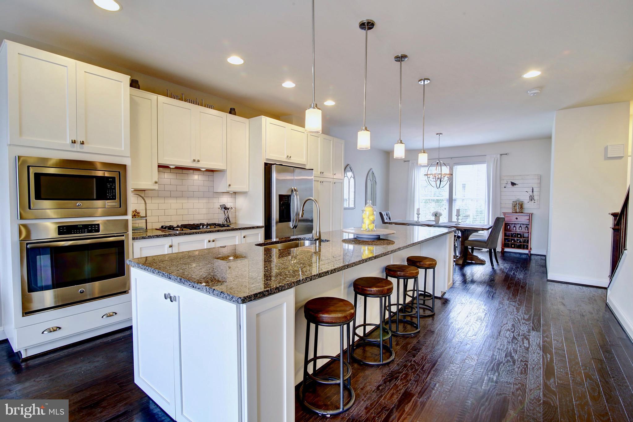 42249 Riggins Ridge Terrace Ashburn, VA 20148 - Photo 5 of 28 Kitchen