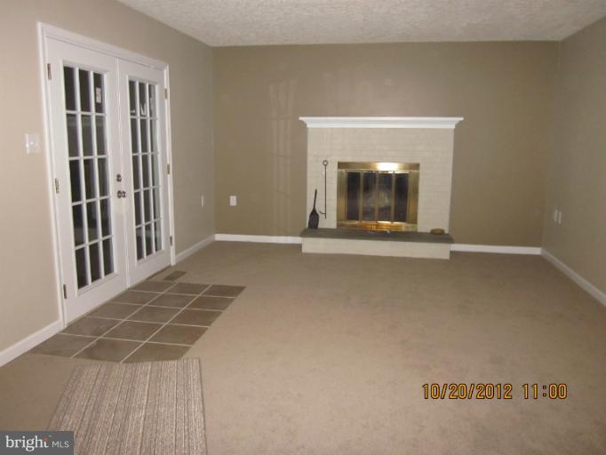 210 Rhett Lane Elkton, MD 21921 - Photo 4 of 25 New carpet