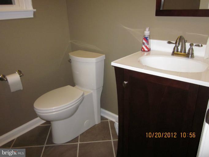 210 Rhett Lane Elkton, MD 21921 - Photo 10 of 25 Updated Half Bath