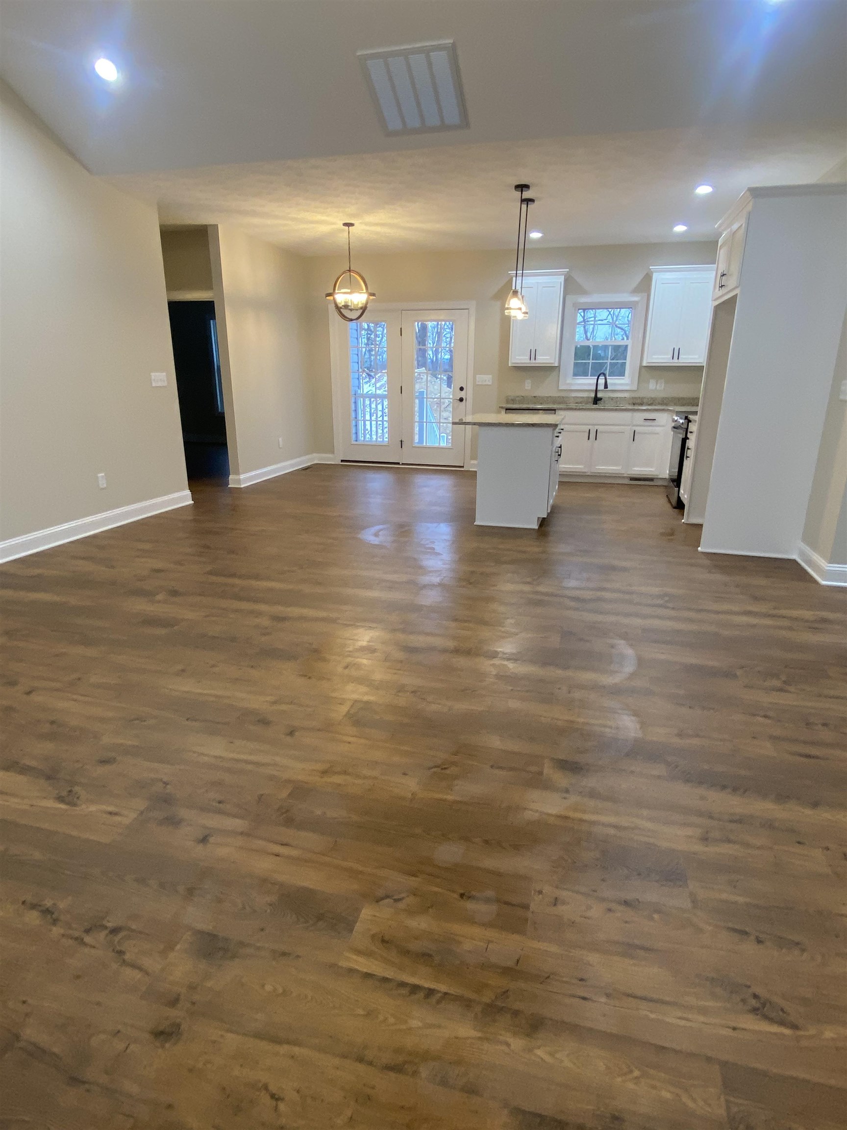 129 Spring Ridge Drive Stuarts Draft, VA 24477 - Photo 3 of 13 Gallery Image 3