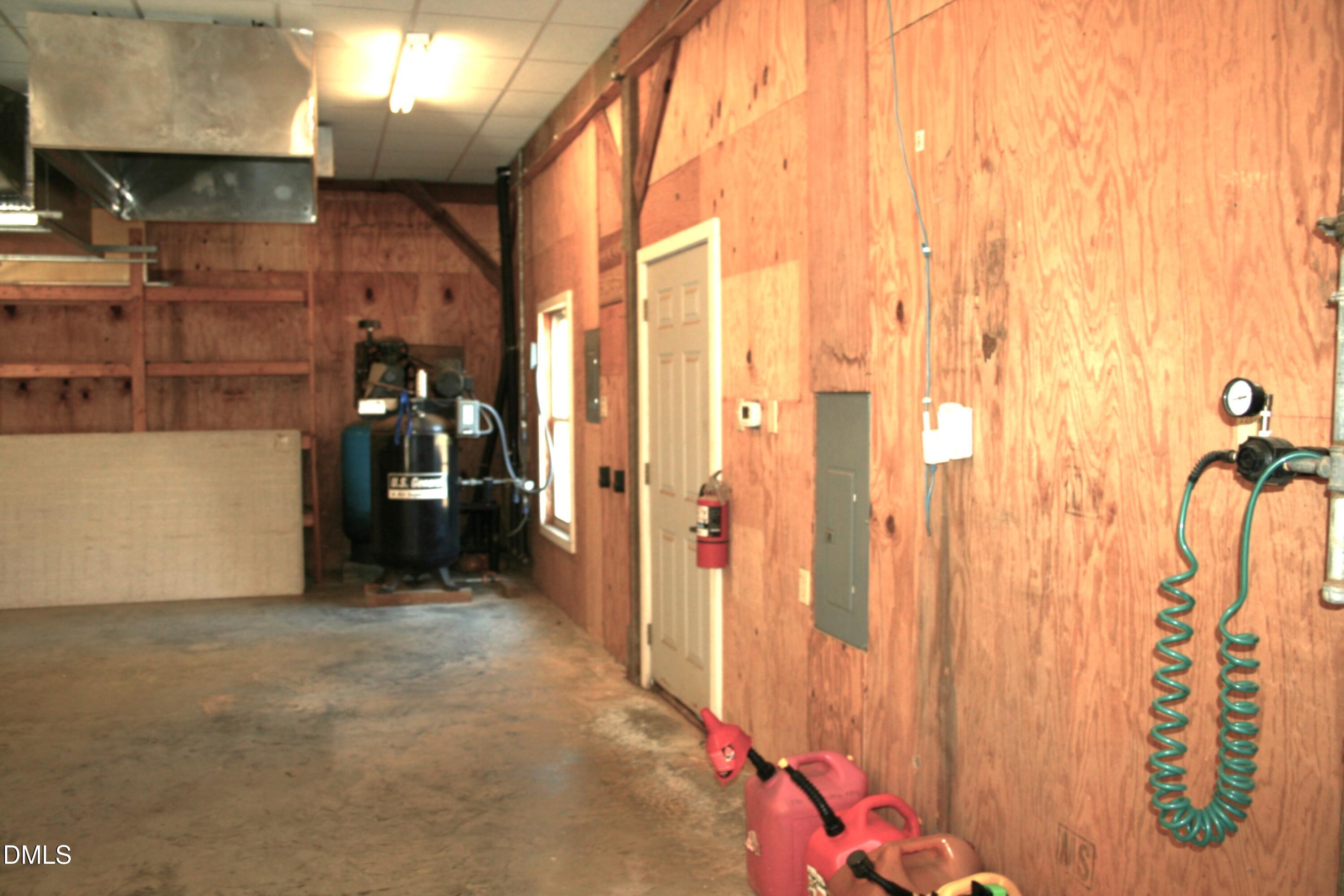 220 Jordan Narron Road Selma, NC 27576 - Photo 72 of 87 Shop