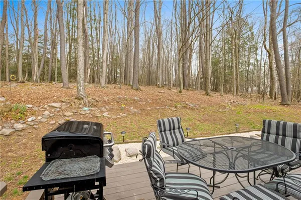 $550,000 | 1436 Peninsula Drive, Central City, PA 15926
