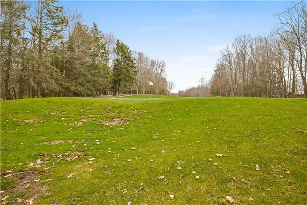 $550,000 | 1436 Peninsula Drive, Central City, PA 15926