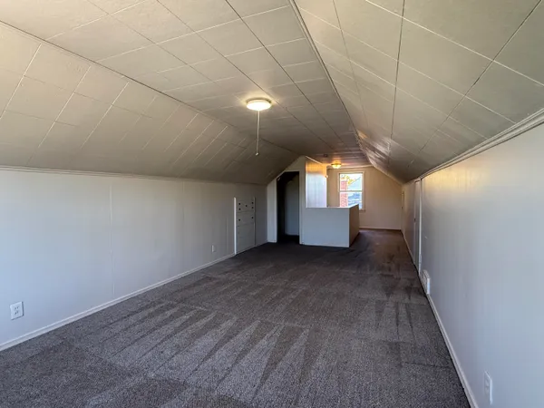 $165,000 | 15305 Evergreen Avenue, Eastpointe, MI 48021