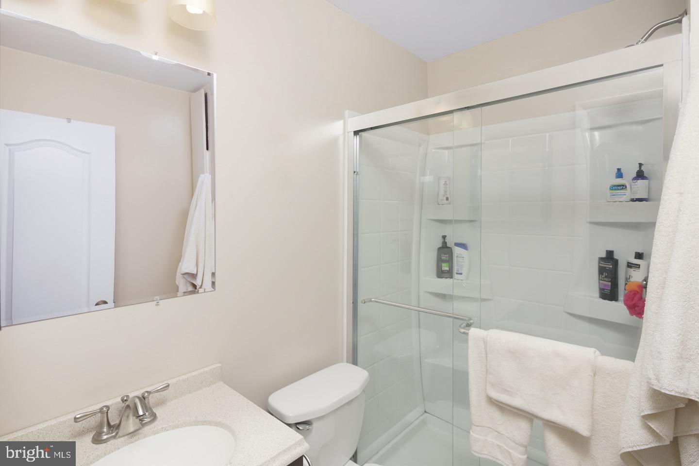 11812 Colman Road Philadelphia, PA 19154 - Photo 17 of 26 Gallery Image 17