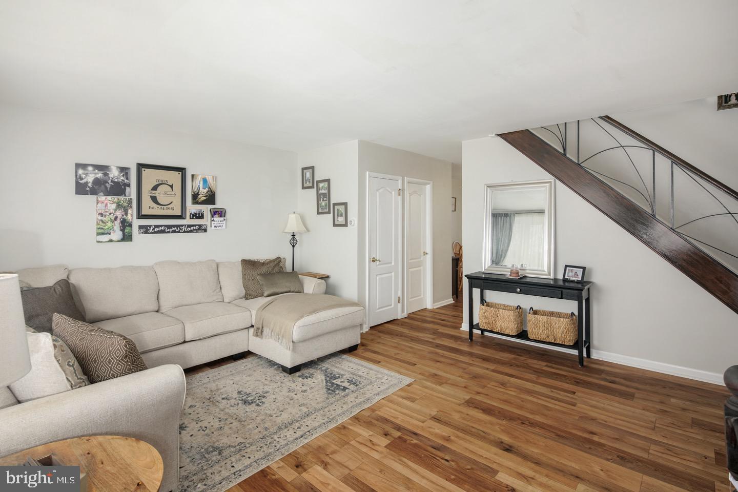 11812 Colman Road Philadelphia, PA 19154 - Photo 5 of 26 Gallery Image 5