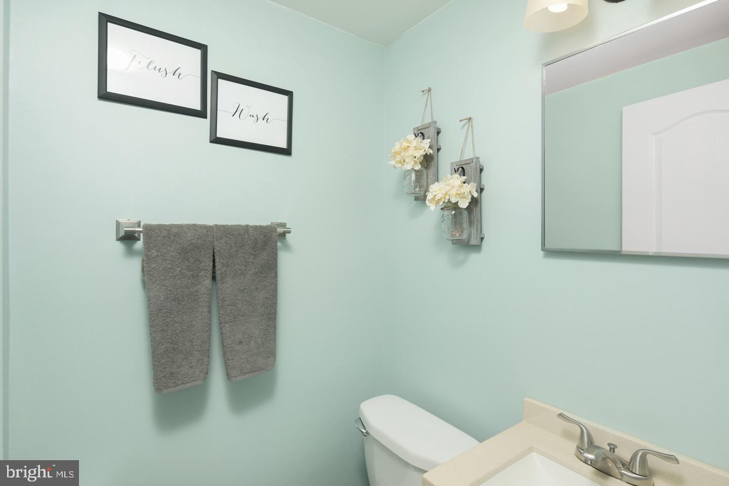 11812 Colman Road Philadelphia, PA 19154 - Photo 6 of 26 Gallery Image 6