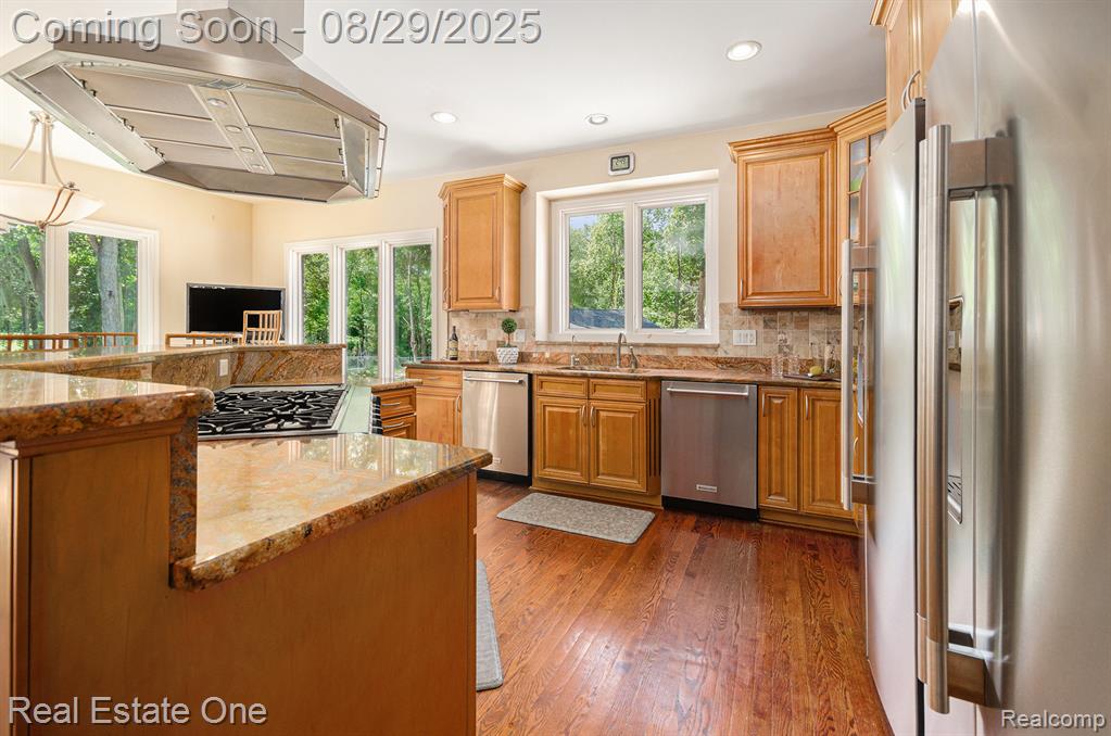 6040 North Rochester Road Rochester Hills, MI 48306 - Photo 11 of 45