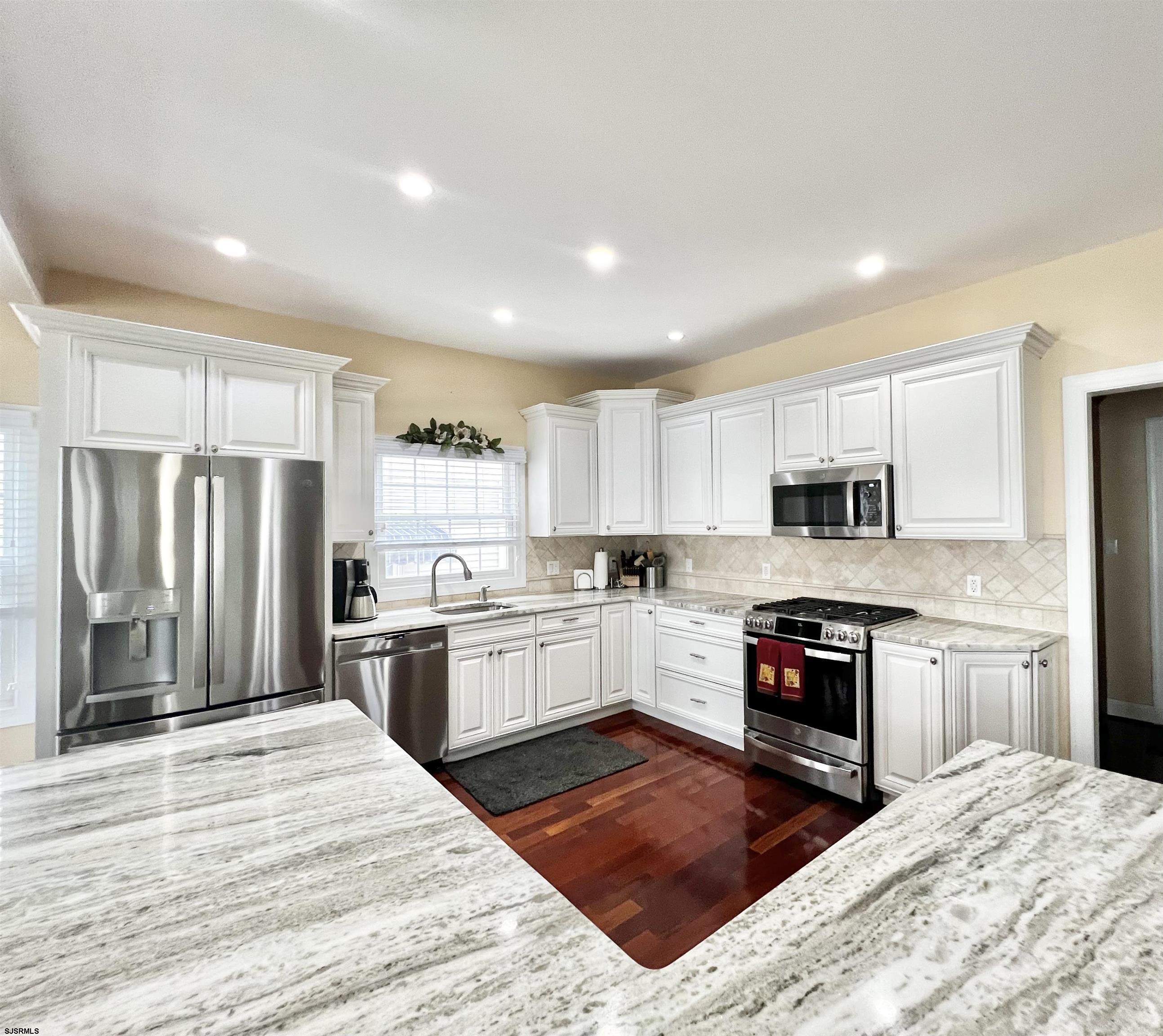 72 Walnut Road Ocean City, NJ 08226 - Photo 11 of 44 Gallery Image 11