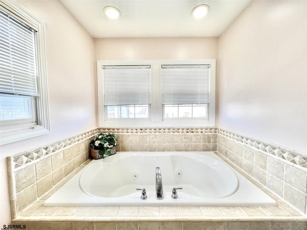 72 Walnut Road Ocean City, NJ 08226 - Photo 38 of 44 Gallery Image 38