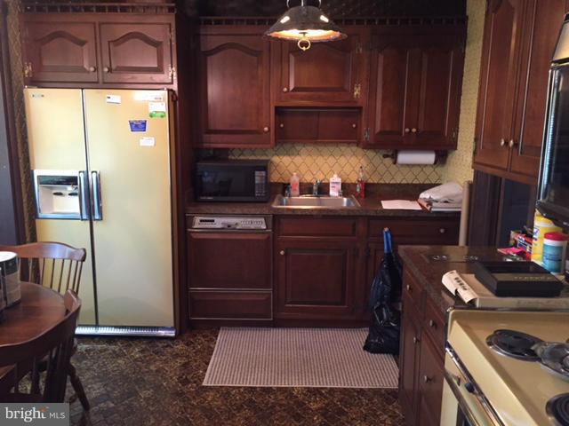 2417 Harmon Road Silver Spring, MD 20902 - Photo 5 of 7 Kitchen