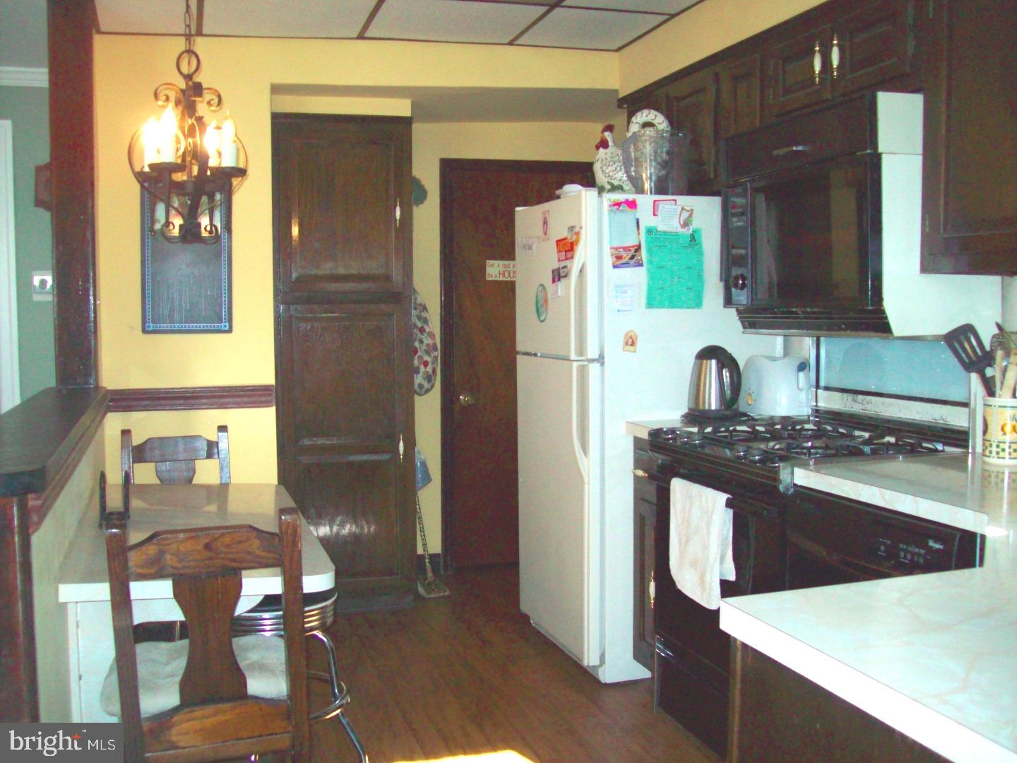 345 Sagamore Road Havertown, PA 19083 - Photo 13 of 24 Kitchen