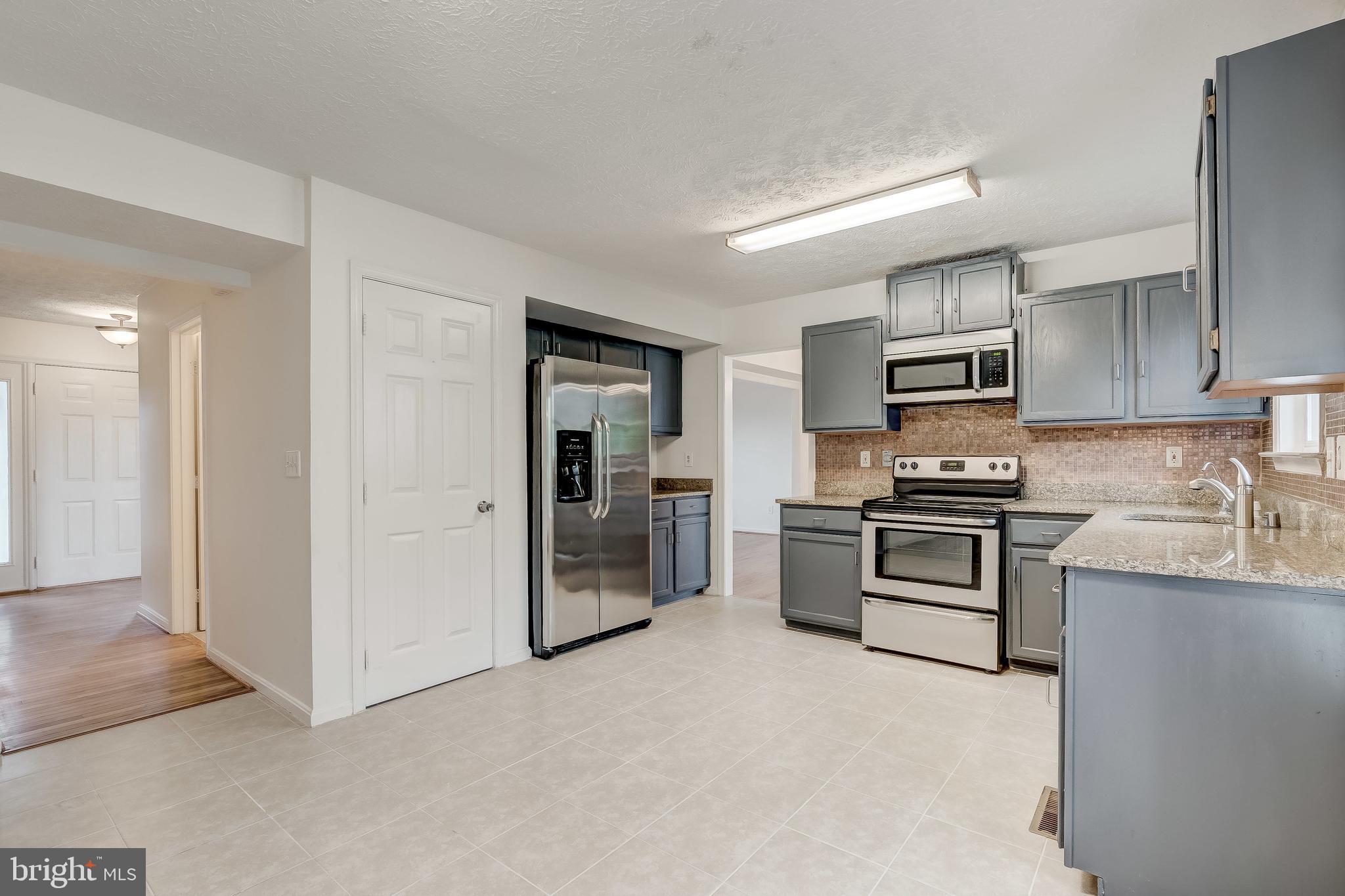 545 Fairmount Road Linthicum, MD 21090 - Photo 11 of 35 Kitchen view to hall