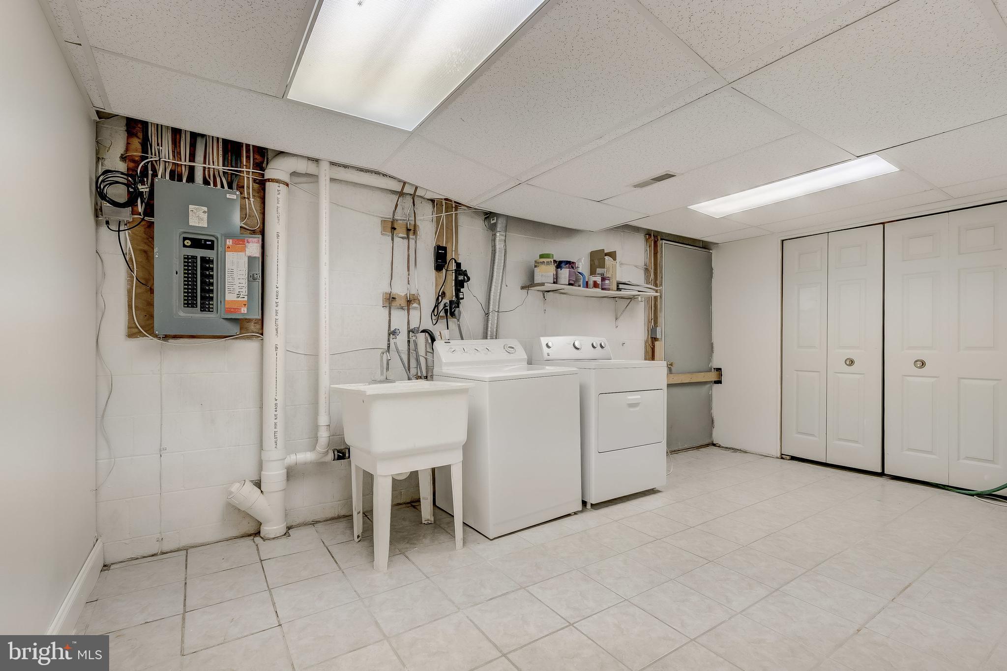 545 Fairmount Road Linthicum, MD 21090 - Photo 32 of 35 Basement Laundry