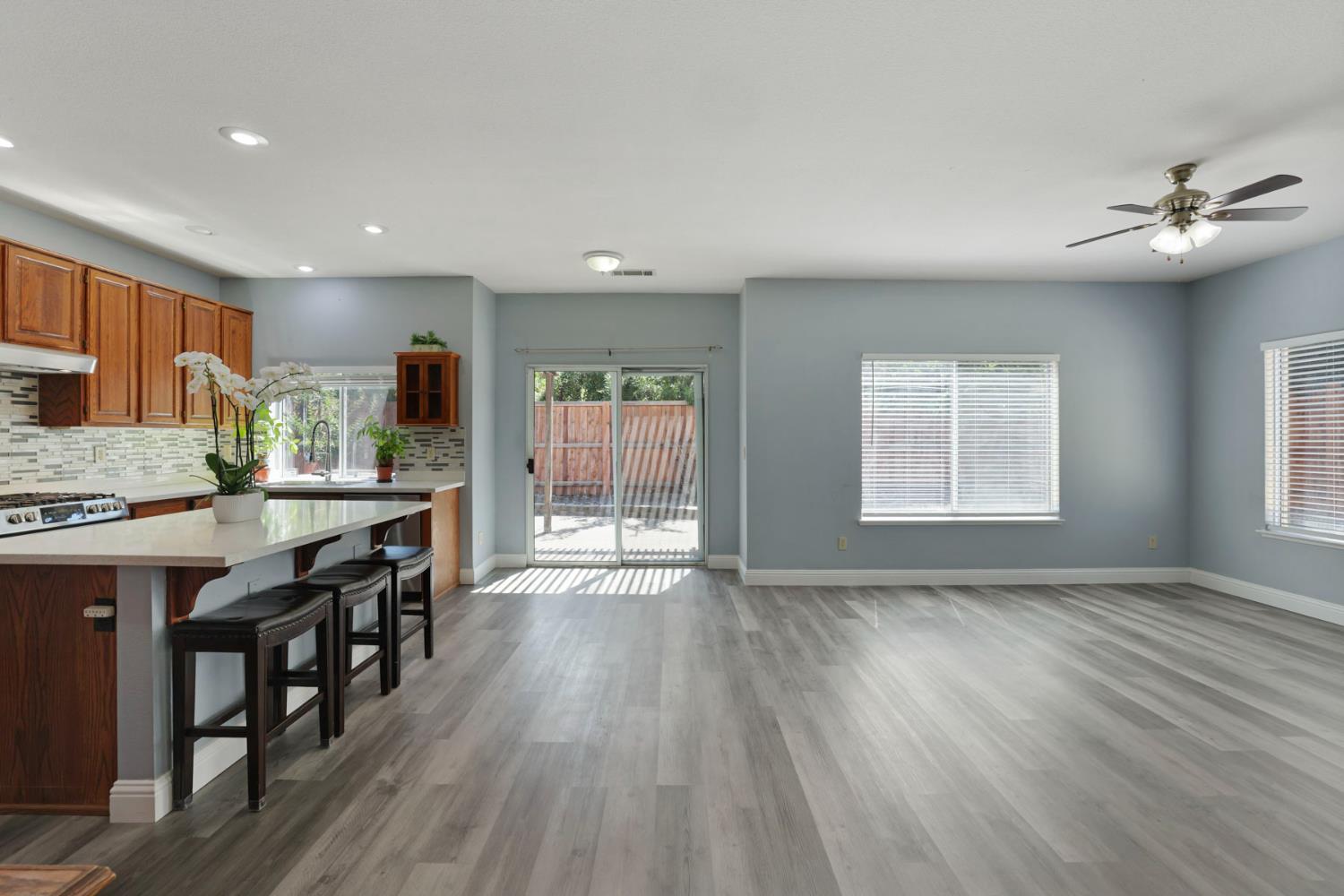 10245 Point Reyes Circle Stockton, CA 95209 - Photo 10 of 23 Gallery Image 10