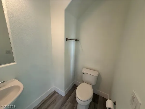 $3,000 | 5568 Jelsma Avenue, Las Vegas, NV 89141
