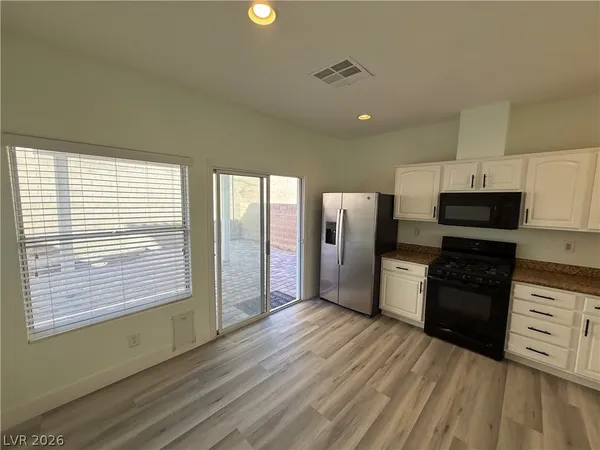 $3,000 | 5568 Jelsma Avenue, Las Vegas, NV 89141