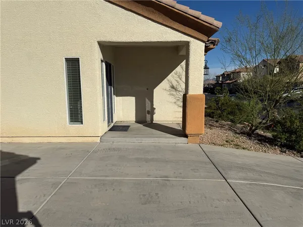 $3,000 | 5568 Jelsma Avenue, Las Vegas, NV 89141