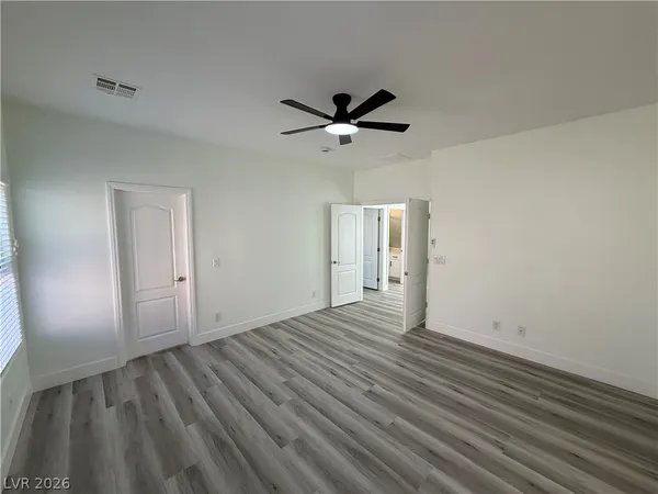 $3,000 | 5568 Jelsma Avenue, Las Vegas, NV 89141