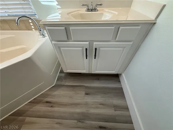 $3,000 | 5568 Jelsma Avenue, Las Vegas, NV 89141