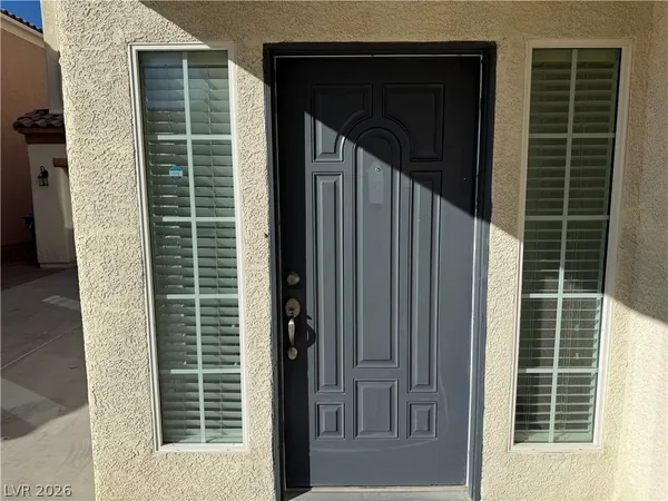 $3,000 | 5568 Jelsma Avenue, Las Vegas, NV 89141